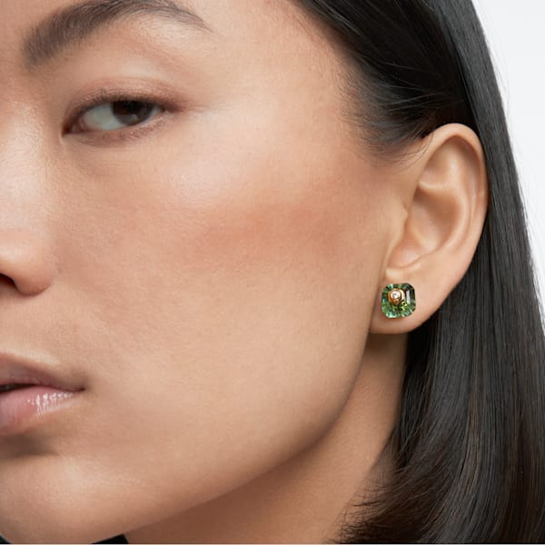 Numina stud earrings Asymmetrical, Green, Gold-tone plated