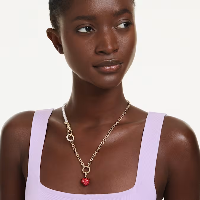 Idyllia charm Round cut, Heart, Red, Gold-tone plated